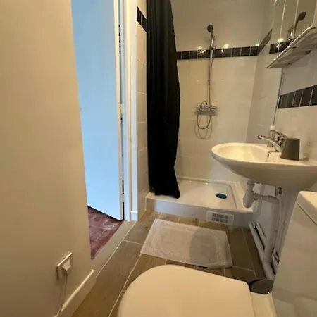 Ferienhaus Charming Close To The Beaches N1 *